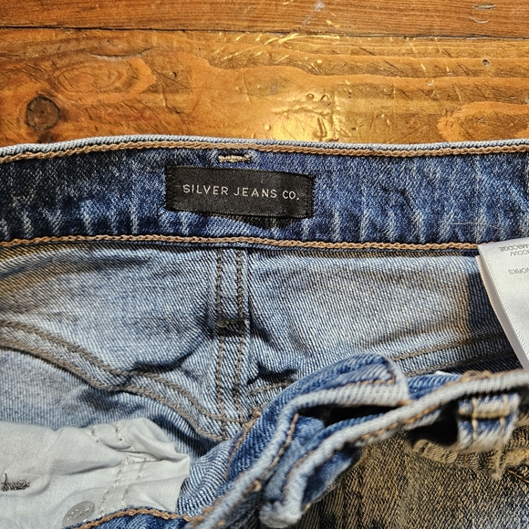 SILVER Highly Desirable Jeans - Picture 14 of 16